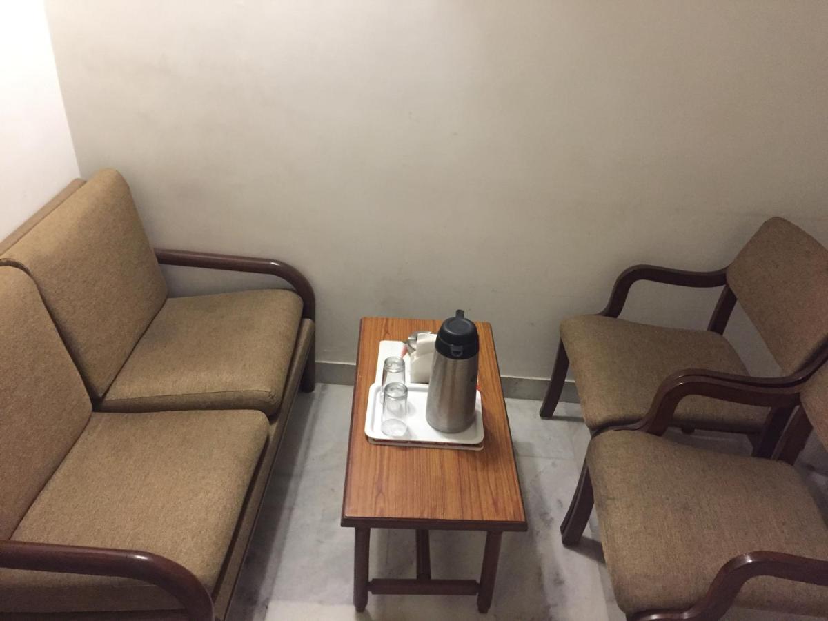 Hotel Apex أحمد أباد المظهر الخارجي الصورة