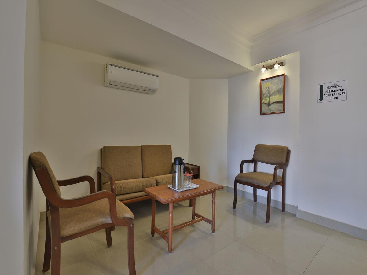 Hotel Apex أحمد أباد المظهر الخارجي الصورة